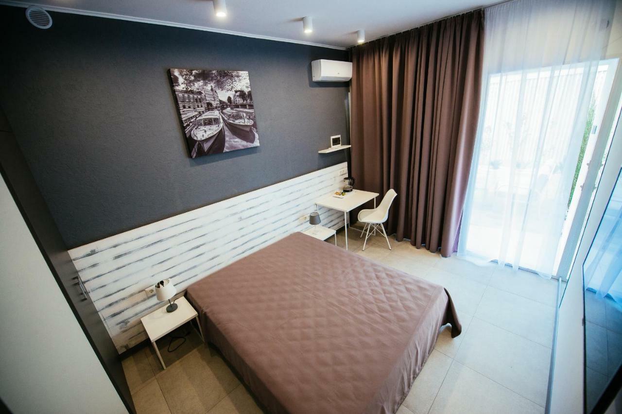 Hotel Zigzag à Zatoka Extérieur photo